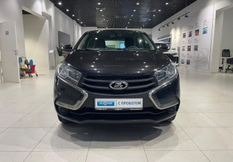 Подержанный автомобиль LADA (ВАЗ) XRAY 2017 года (2 фото)