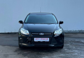Подержанный автомобиль Ford Focus Hatchback 2013 года (2 фото)