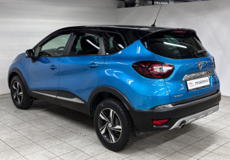 Подержанный автомобиль Renault Kaptur 2017 года (7 фото)