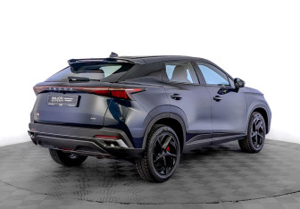 Подержанный автомобиль Omoda C5 2023 года (5 фото)