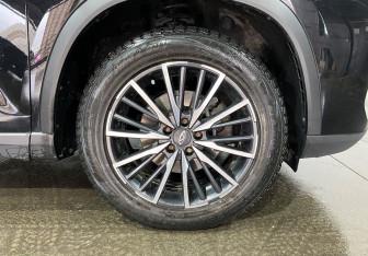 Подержанный автомобиль Chery Tiggo 8 Pro 2022 года (23 фото)