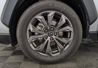 Новый Toyota RAV4 2025 (7 фото)