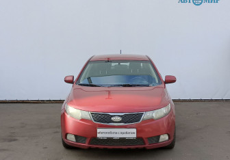 Подержанный автомобиль Kia Cerato Sedan 2011 года (2 фото)