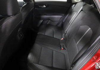 Подержанный автомобиль Kia Cerato Sedan 2019 года (10 фото)