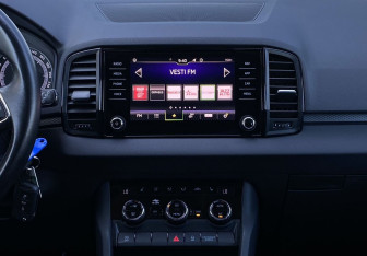 Подержанный автомобиль Skoda Karoq 2020 года (12 фото)