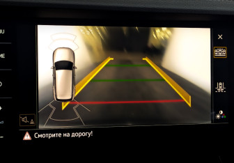 Подержанный автомобиль Volkswagen Touareg 2019 года (27 фото)