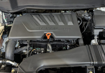 Подержанный автомобиль Haval F7 2024 года (9 фото)