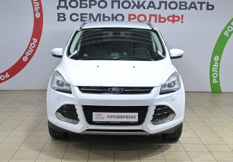 Подержанный автомобиль Ford Kuga 2014 года (2 фото)