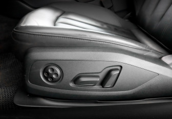 Подержанный автомобиль Audi A5 Convertible 2020 года (21 фото)