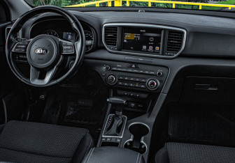 Подержанный автомобиль Kia Sportage 2021 года (10 фото)