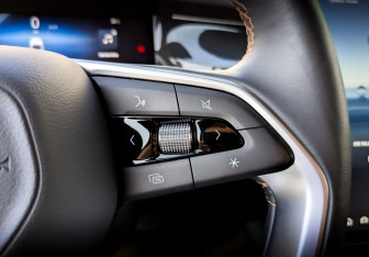 Подержанный автомобиль Geely Preface 2024 года (30 фото)