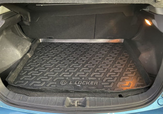 Подержанный автомобиль Mitsubishi ASX 2012 года (10 фото)