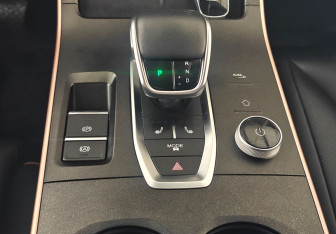 Подержанный автомобиль Omoda C5 2022 года (16 фото)