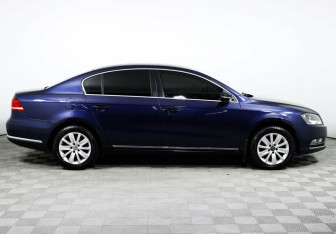 Подержанный автомобиль Volkswagen Passat Sedan 2011 года (4 фото)