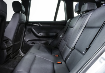 Подержанный автомобиль BMW X3 2016 года (15 фото)