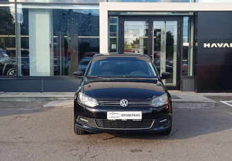 Подержанный автомобиль Volkswagen Polo Sedan 2011 года (2 фото)