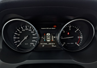 Подержанный автомобиль Land Rover Range Rover Evoque 2014 года (16 фото)
