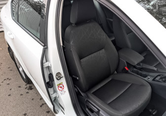 Подержанный автомобиль Skoda Octavia Liftback 2019 года (23 фото)