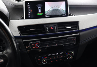 Подержанный автомобиль BMW X2 2021 года (17 фото)