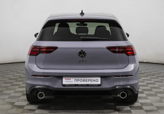 Подержанный автомобиль Volkswagen Golf GTI Hatchback 2021 года (6 фото)