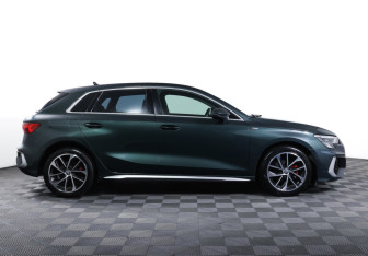 Подержанный автомобиль Audi A3 Hatchback 2021 года (4 фото)