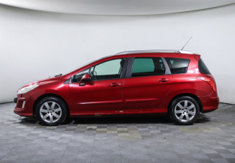 Подержанный автомобиль Peugeot 308 Wagon 2008 года (8 фото)