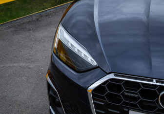 Подержанный автомобиль Audi A5 Coupe 2022 года (14 фото)