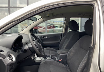 Подержанный автомобиль Renault Koleos 2014 года (19 фото)