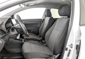 Подержанный автомобиль Hyundai Solaris Sedan 2021 года (20 фото)