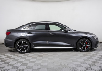 Подержанный автомобиль Audi A3 Sedan 2021 года (4 фото)