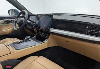 Новый GAC GS8 2025 (9 фото)