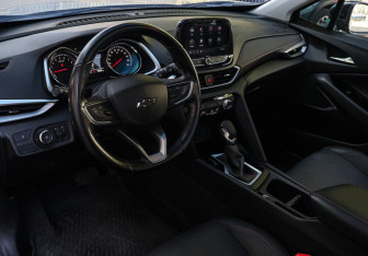 Подержанный автомобиль Chevrolet Orlando 2019 года (12 фото)