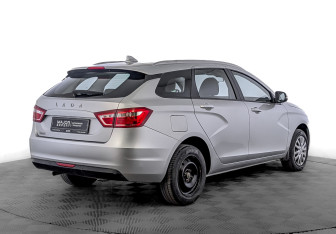 Подержанный автомобиль LADA (ВАЗ) Vesta Wagon 2021 года (5 фото)