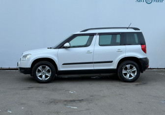 Подержанный автомобиль Skoda Yeti 2012 года (8 фото)