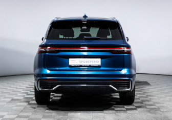 Подержанный автомобиль Geely Monjaro 2023 года (6 фото)