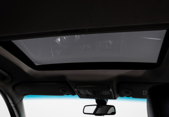 Подержанный автомобиль Infiniti QX70 2015 года (17 фото)