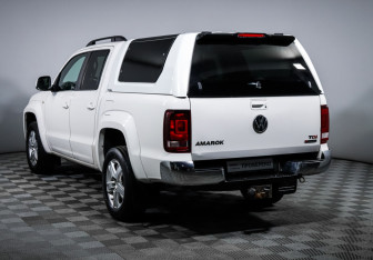 Подержанный автомобиль Volkswagen Amarok 2017 года (7 фото)