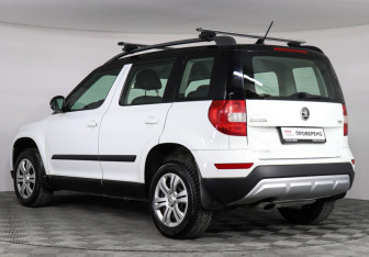 Подержанный автомобиль Skoda Yeti 2017 года (4 фото)