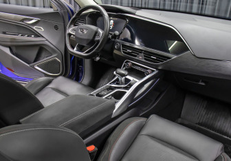 Подержанный автомобиль Geely Tugella 2022 года (11 фото)