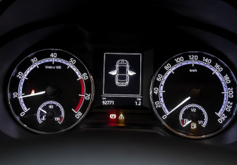 Подержанный автомобиль Skoda Octavia Liftback 2019 года (13 фото)