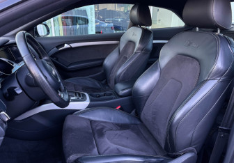 Подержанный автомобиль Audi A5 Coupe 2016 года (15 фото)
