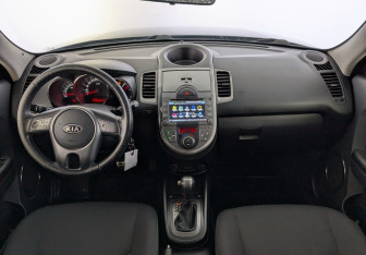 Подержанный автомобиль Kia Soul 2011 года (20 фото)