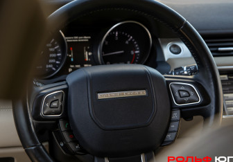 Подержанный автомобиль Land Rover Range Rover Evoque 2014 года (14 фото)