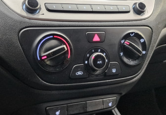 Подержанный автомобиль Hyundai Solaris Sedan 2020 года (21 фото)