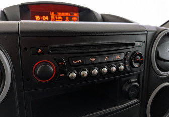 Подержанный автомобиль Citroen Berlingo 2021 года (21 фото)