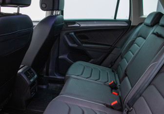 Подержанный автомобиль Volkswagen Tiguan 2021 года (11 фото)