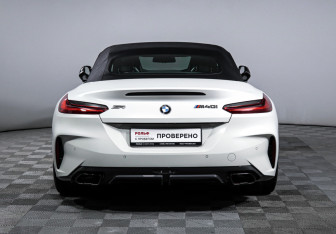 Подержанный автомобиль BMW Z4 Roadster 2020 года (6 фото)