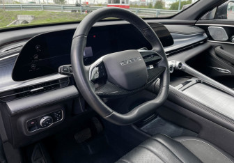 Подержанный автомобиль Exeed TXL 2024 года (13 фото)