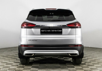 Подержанный автомобиль Geely Atlas Pro 2022 года (6 фото)