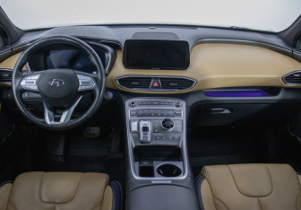 Подержанный автомобиль Hyundai ix35 2012 года (13 фото)